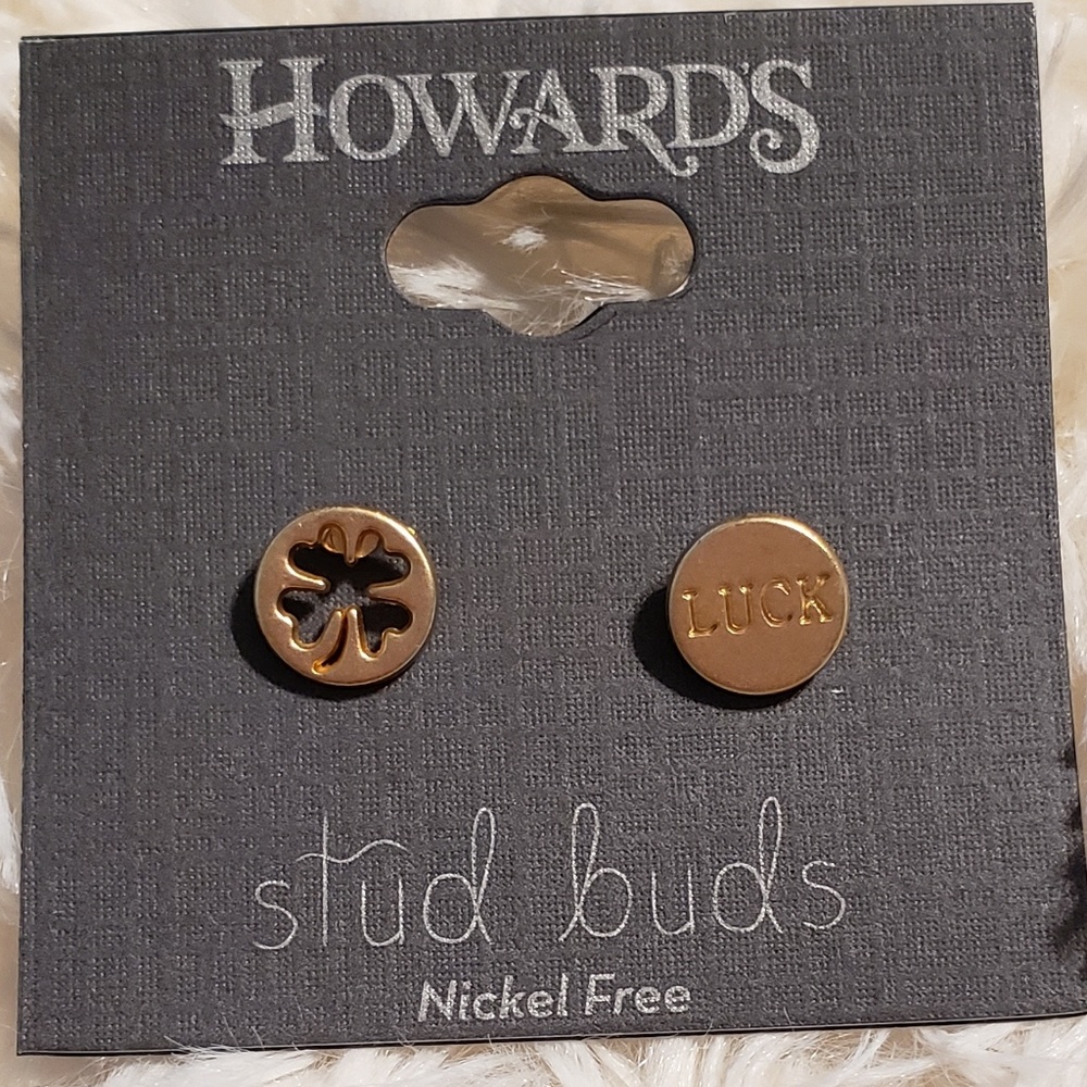 BNWT Howard's Lucky Gold Earrings